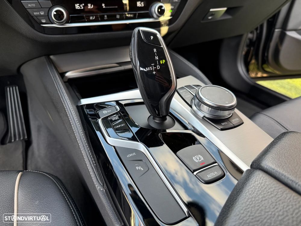 BMW 530 e iPerformance Line Luxury - 40