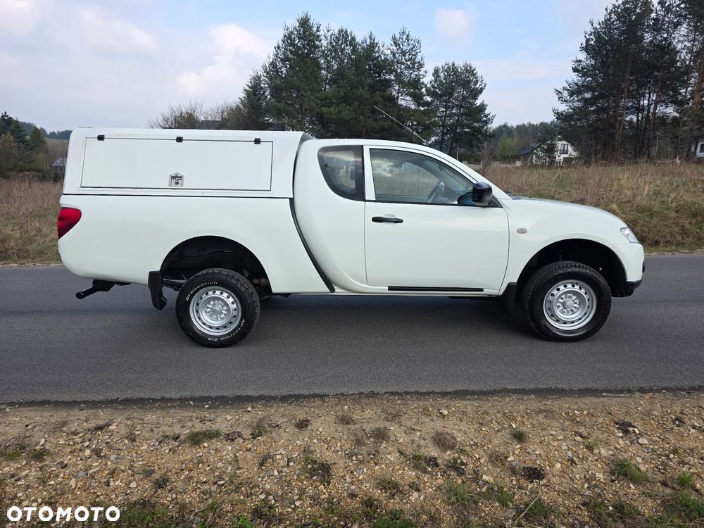 Mitsubishi L200 2.5 DID SC Inform - 9