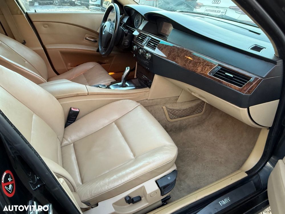 BMW Seria 5 530d Sport-Aut. - 9