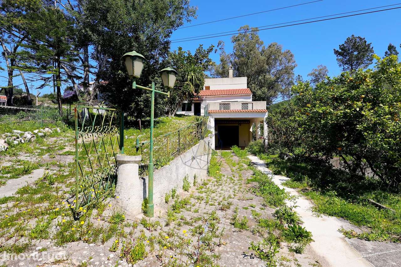 Moradia T4 + 1  com bastante potencial situada em Monchique - Grande imagem: 3/60
