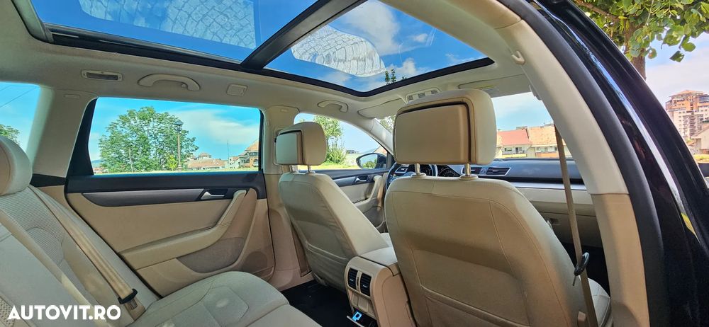 Volkswagen Passat Variant 2.0 TDI DSG BlueMotion Technology Comfortline - 11