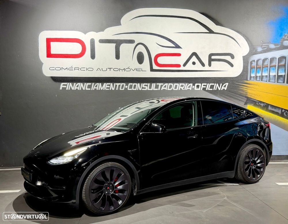 Tesla Model Y Performance Dual Motor AWD - 2