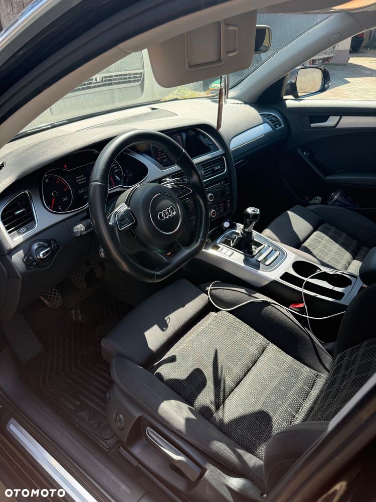 Audi A4 Avant 2.0 TDI - 20