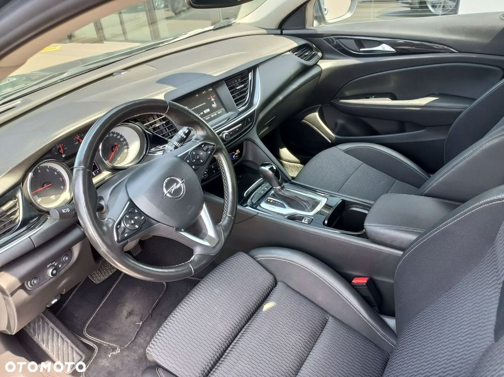 Opel Insignia - 8