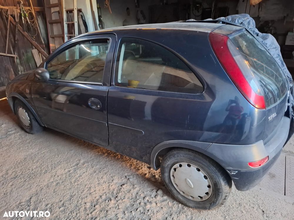 Opel Corsa 1.0i Base - 3