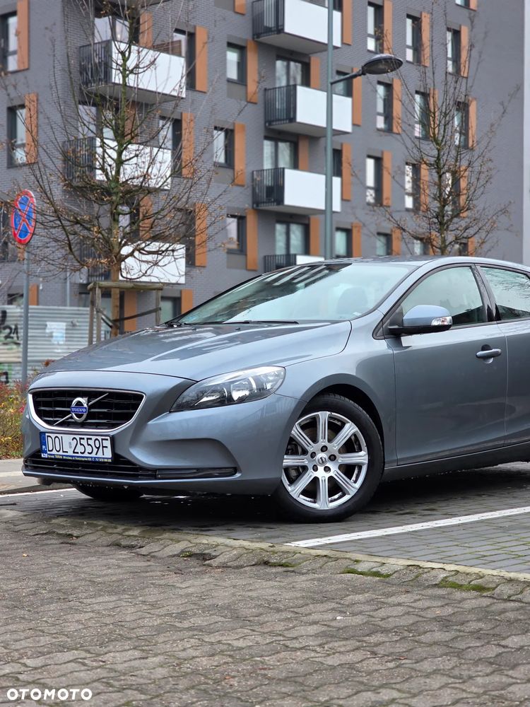 Volvo V40 - 1