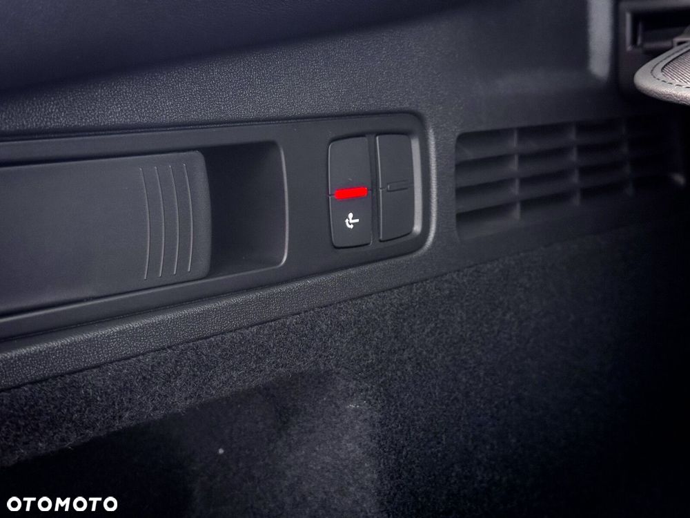 Audi Q5 Sportback - 10