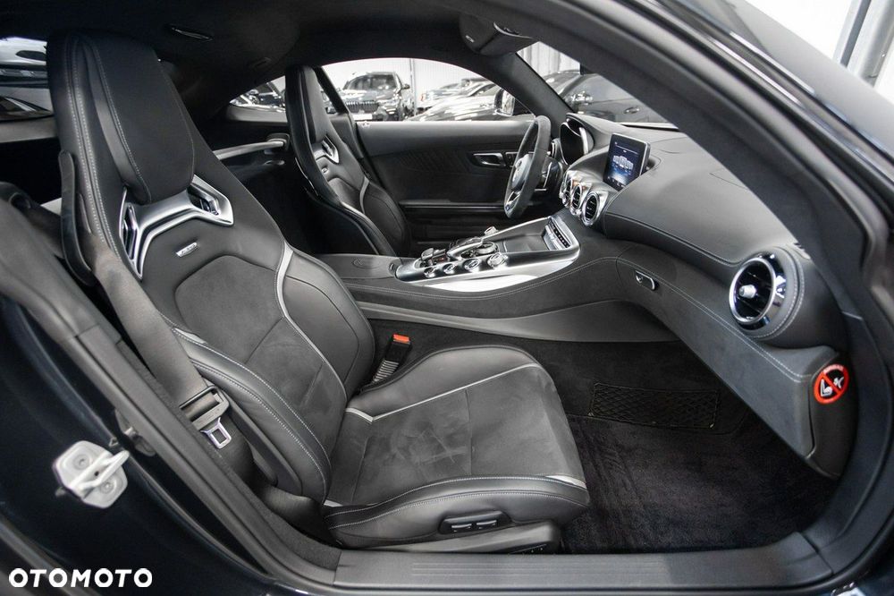 Mercedes-Benz AMG GT S Speedshift 7G-DCT - 24