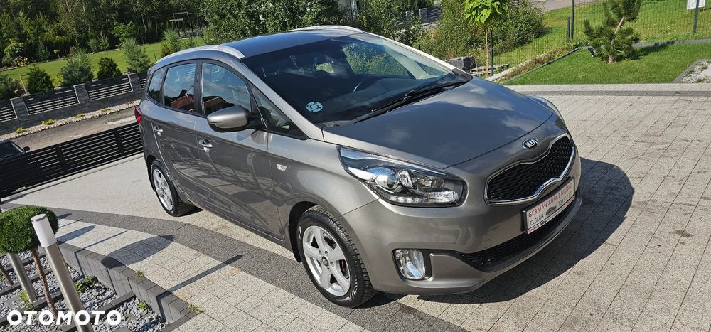 Kia Carens 1.6 GDI L 7os EU6 - 12