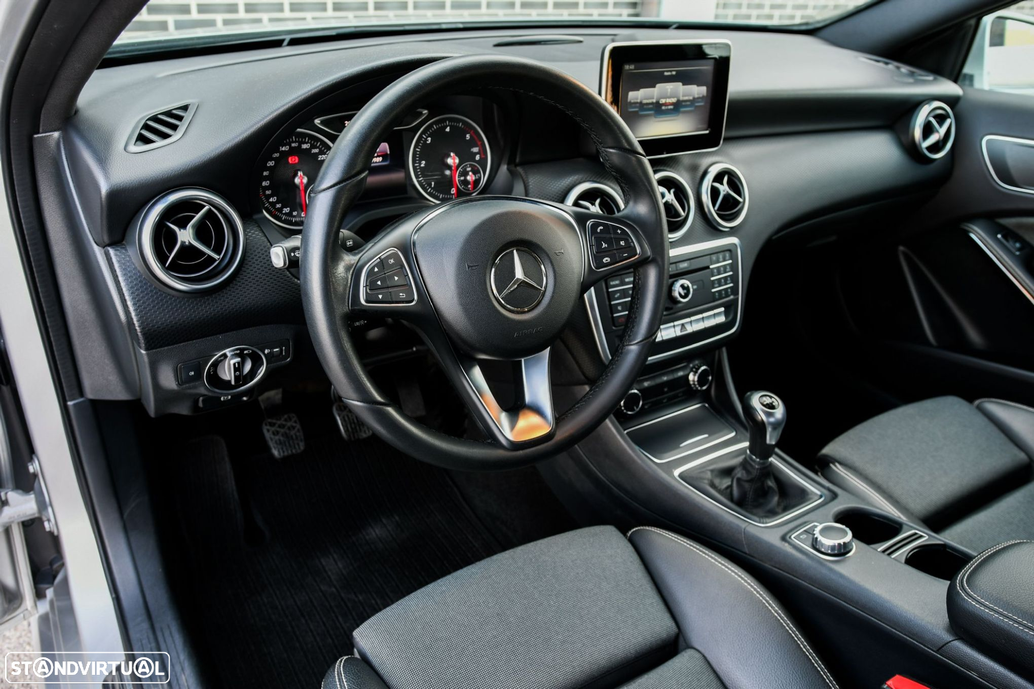 Mercedes-Benz A 180 d Style - 18