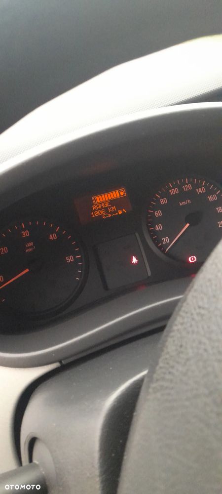 Opel Vivaro L2H1 2.9t Essentia - 19