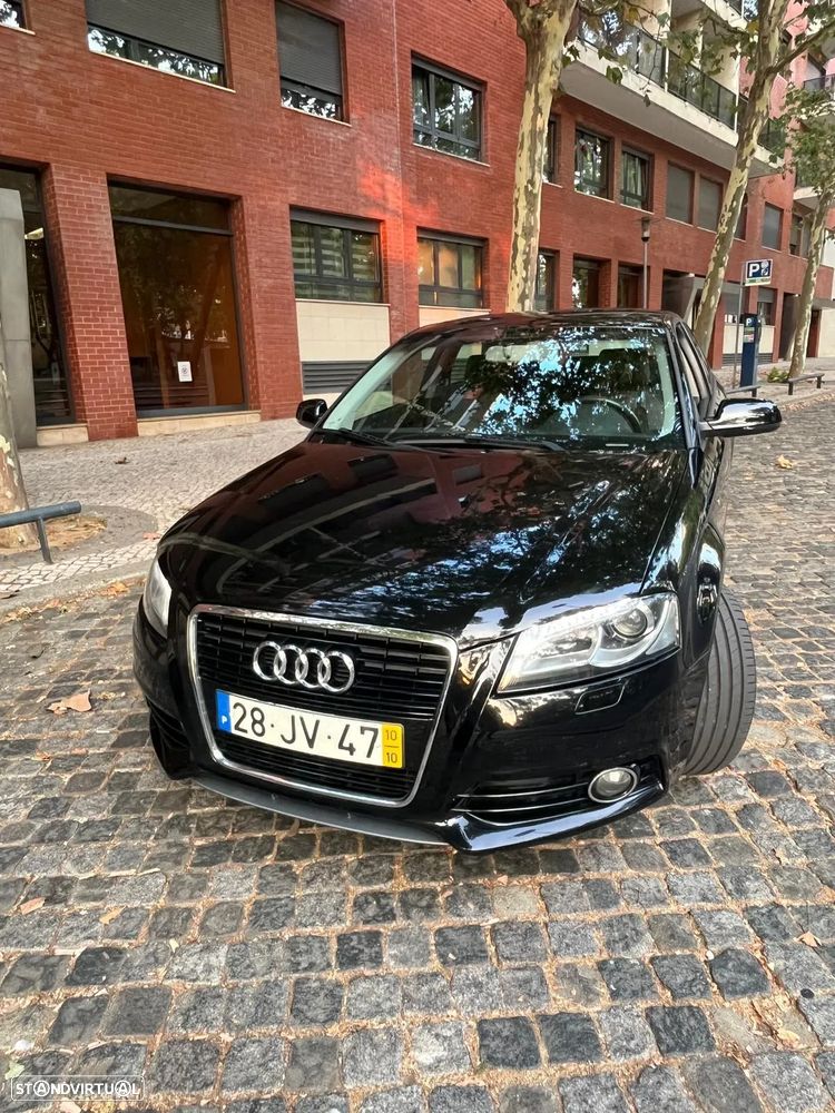 Audi A3 1.6 TDI S-line - 1