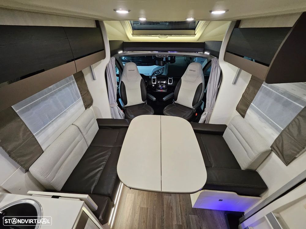 Challenger Genesis 275 Salão Face-to-face - 30