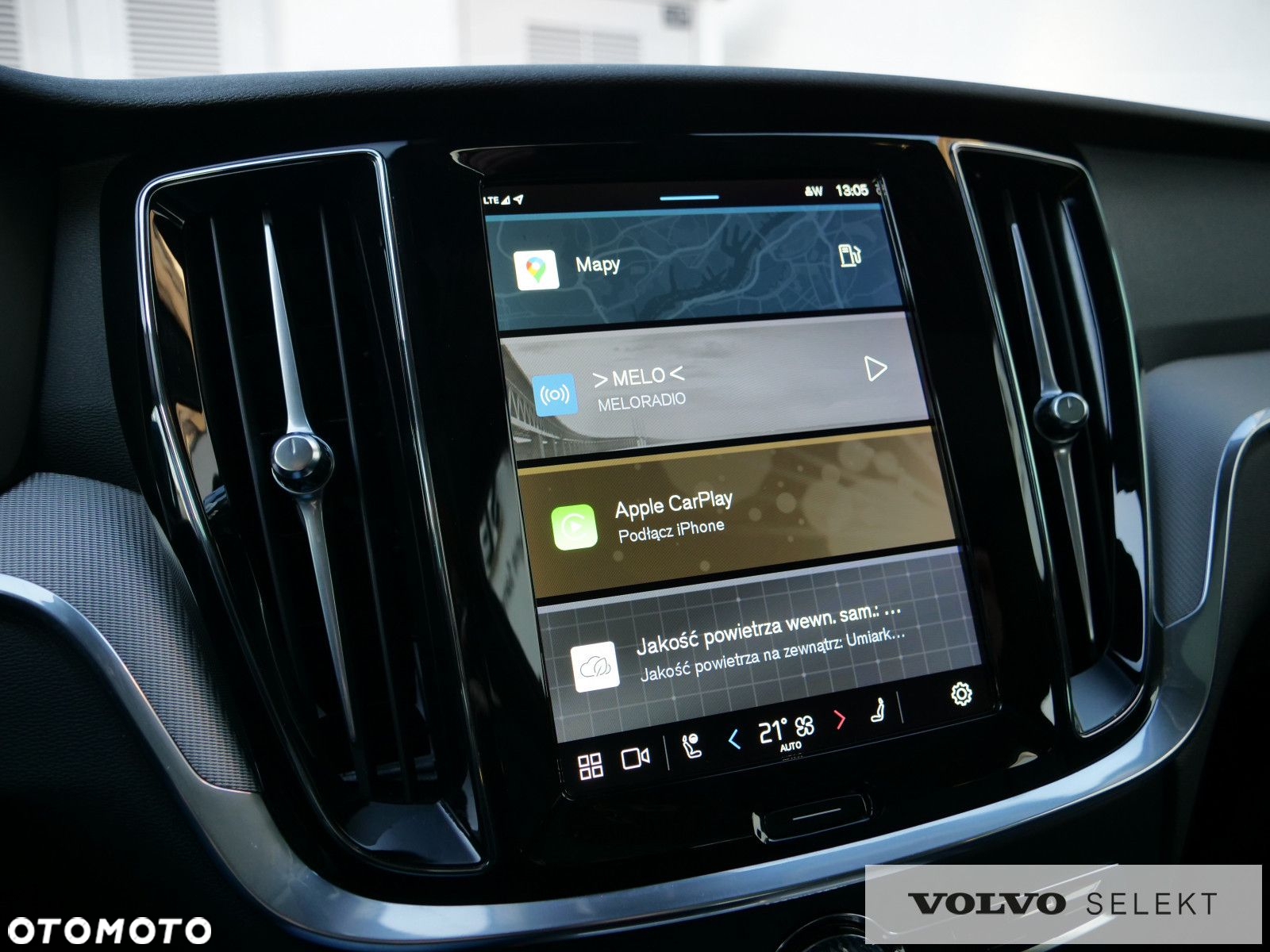 Volvo V60 Cross Country - 24