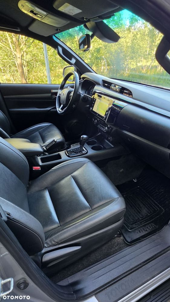 Toyota Hilux 2.8 D-4D Double Cab Invincible 4x4 - 12
