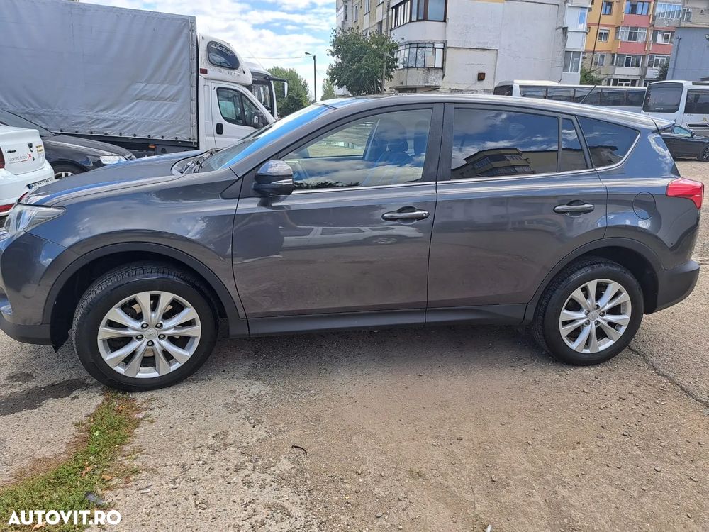 Toyota RAV4 - 4