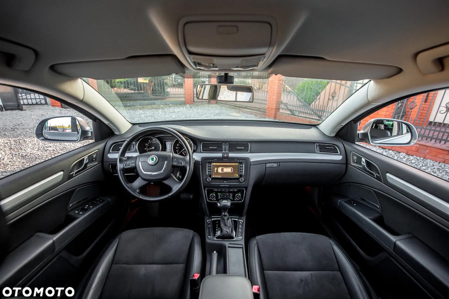 Skoda Superb Combi 2.0 TSI DSG Exclusive - 24