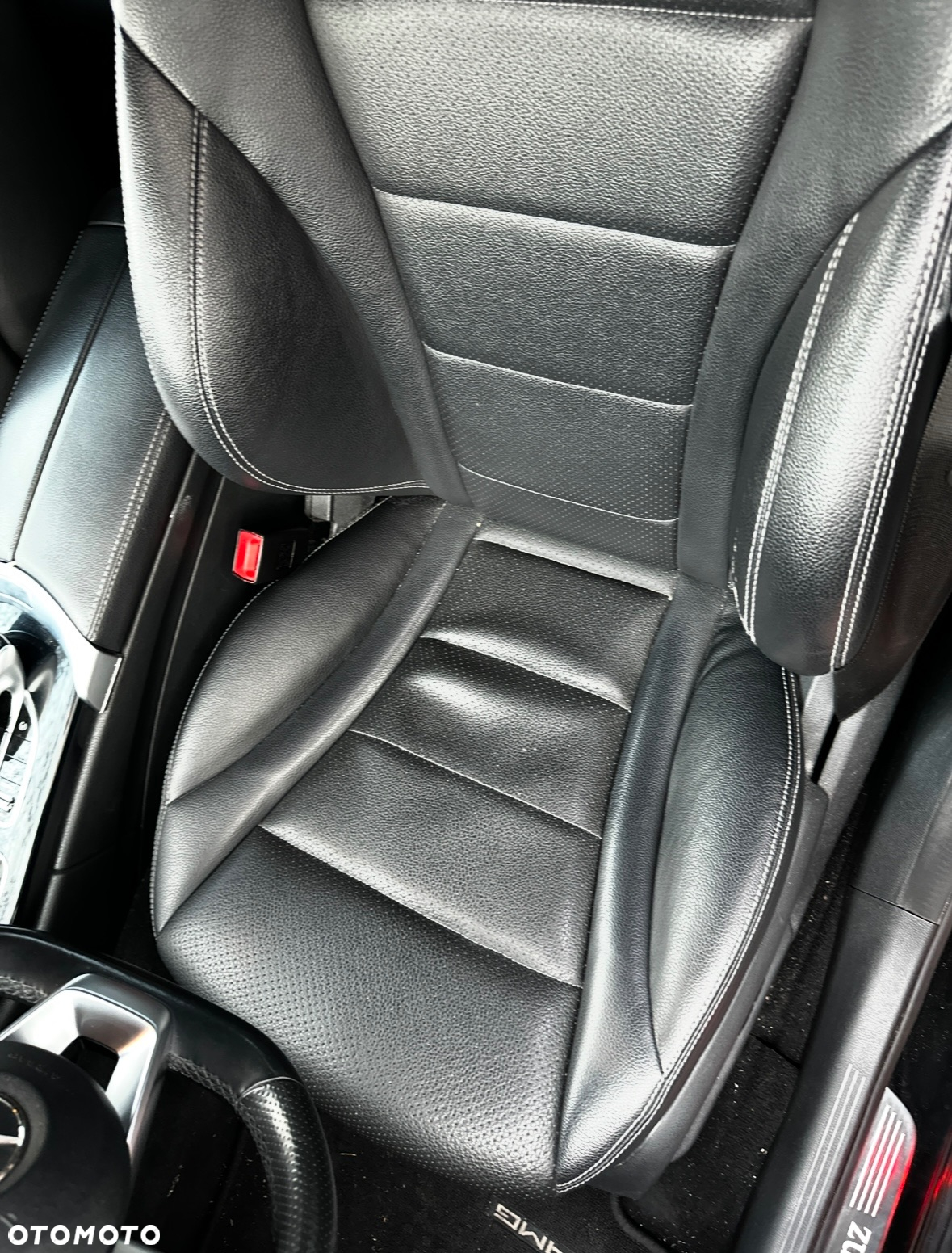 Mercedes-Benz Klasa C 200 4-Matic 9G-TRONIC - 23