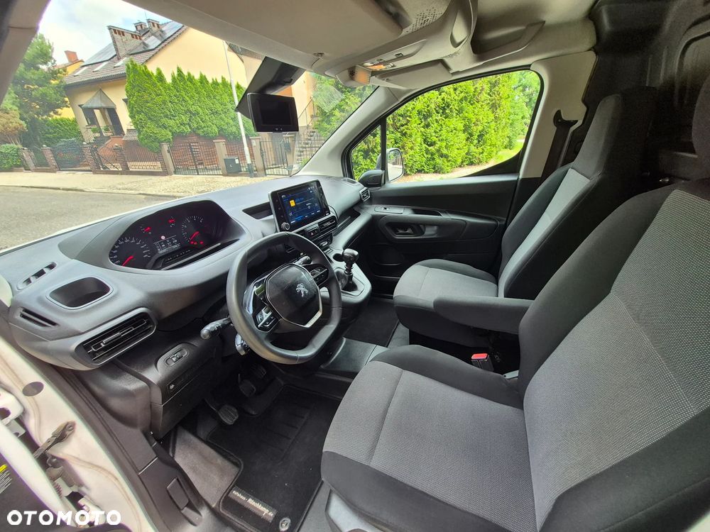 Peugeot Partner  1,5 Diesel 130 KM, Full Bogata Wersja, Faktura 23% - 8