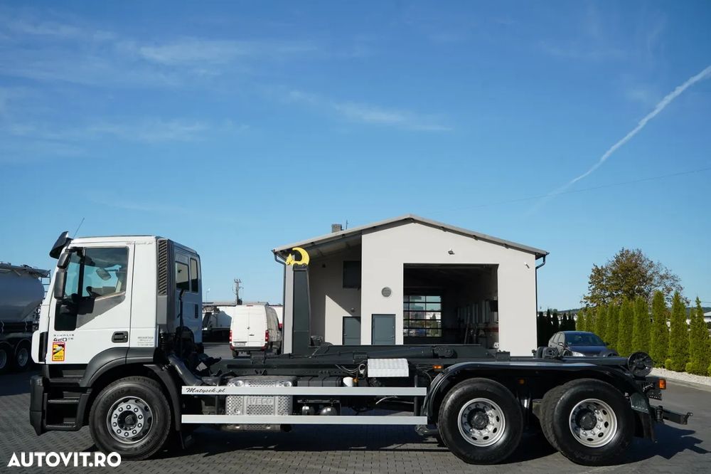 Iveco STRALIS 420 / CAMIOANĂ CU CÂRLIG / 6X4 / MAREL / CAPACITATE DE RIDICARE 17.275 KG / EURO 6 - 4