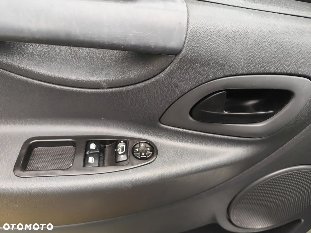 Peugeot EXPERT SCUDO JUMPY - 30