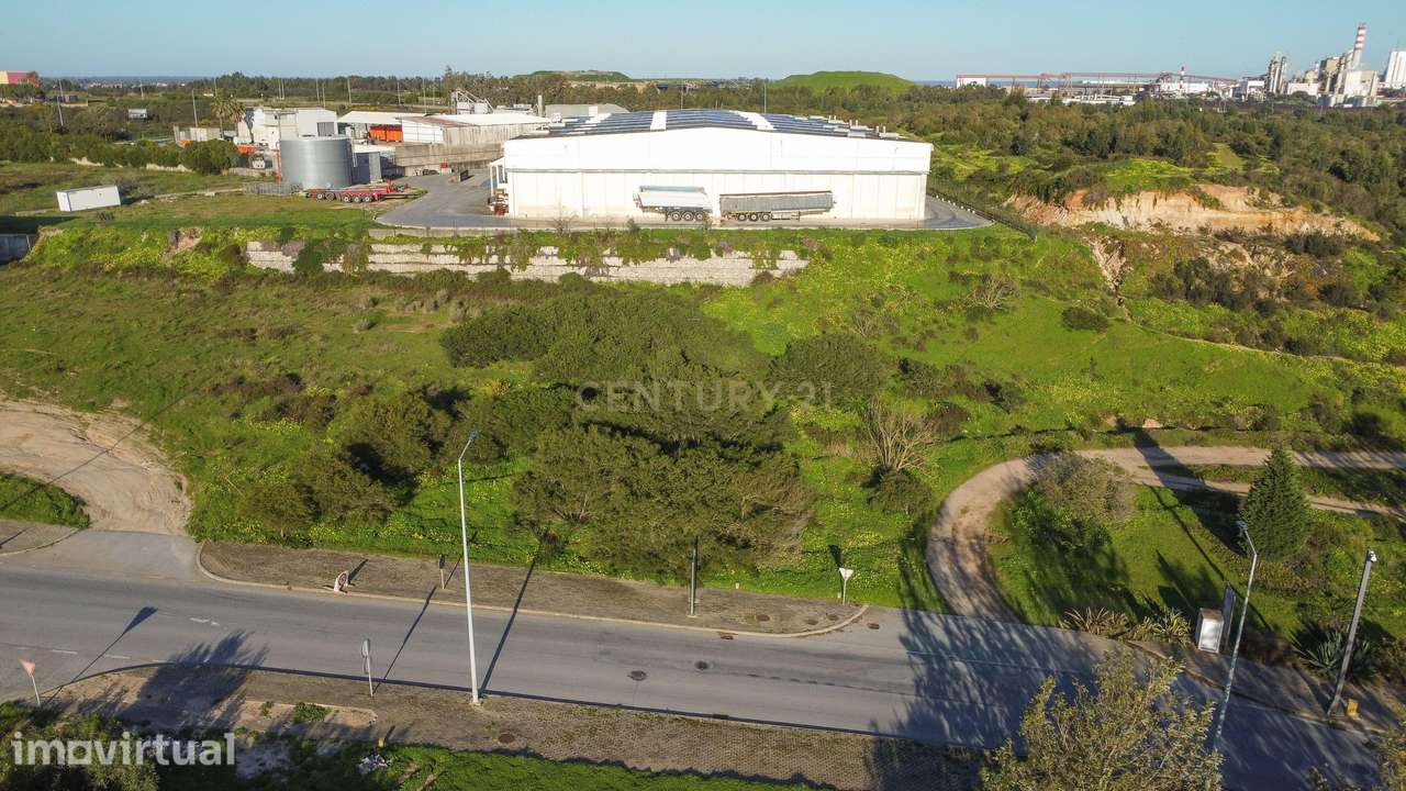 Lote de terreno com 2.500 m², destinado a construção industrial- Parqu - Grande imagem: 2/16