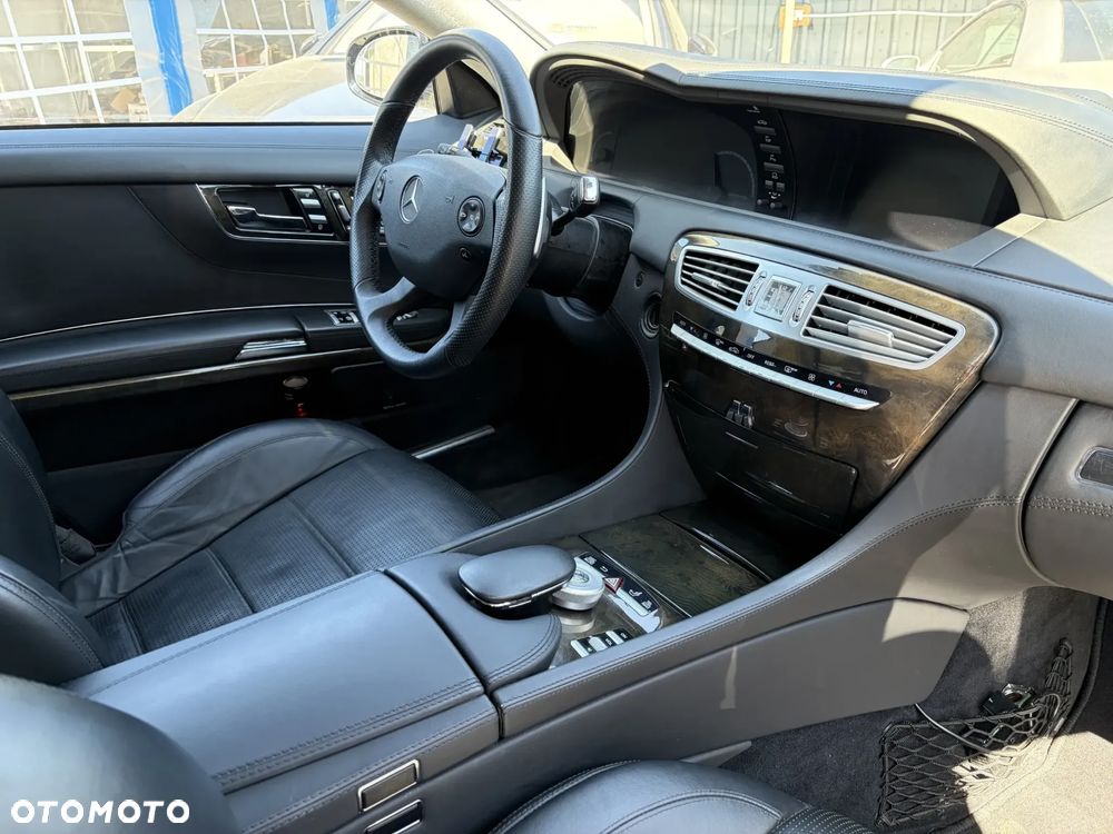 Mercedes-Benz CL 63 AMG - 15
