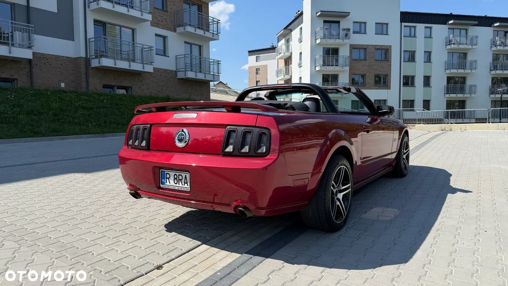 Ford Mustang - 2