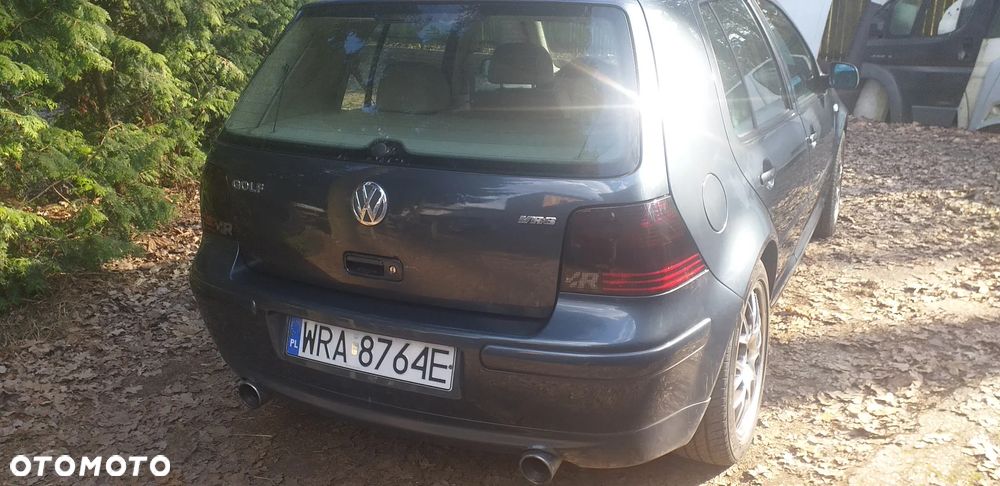 Volkswagen Golf - 11