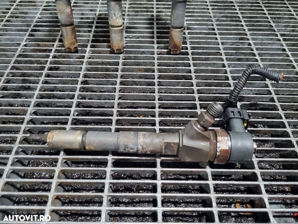 Injector Suzuki Vitara IV 1.6 D 2014 - 2018 120CP D16AA (1288) Diesel 0445110524 - 3