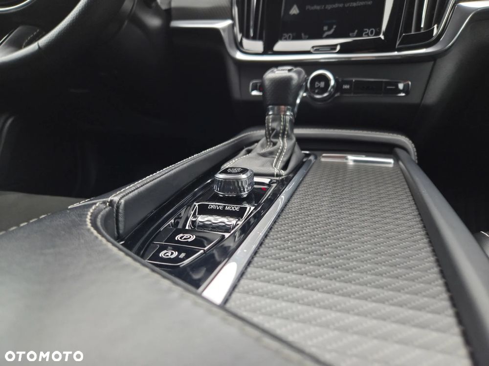 Volvo S90 T6 GPF AWD R-Design - 26