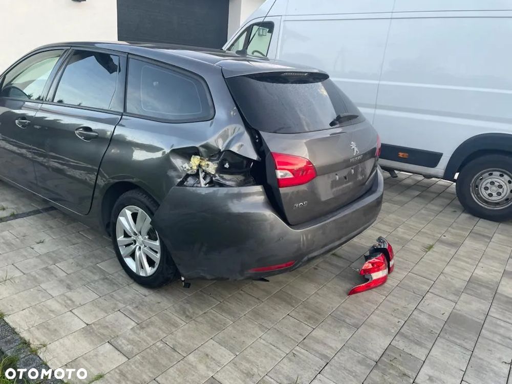 Peugeot 308 - 10