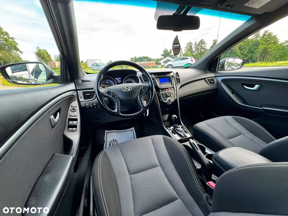 Hyundai i30 blue Kombi 1.6 CRDi DCT Passion - 22