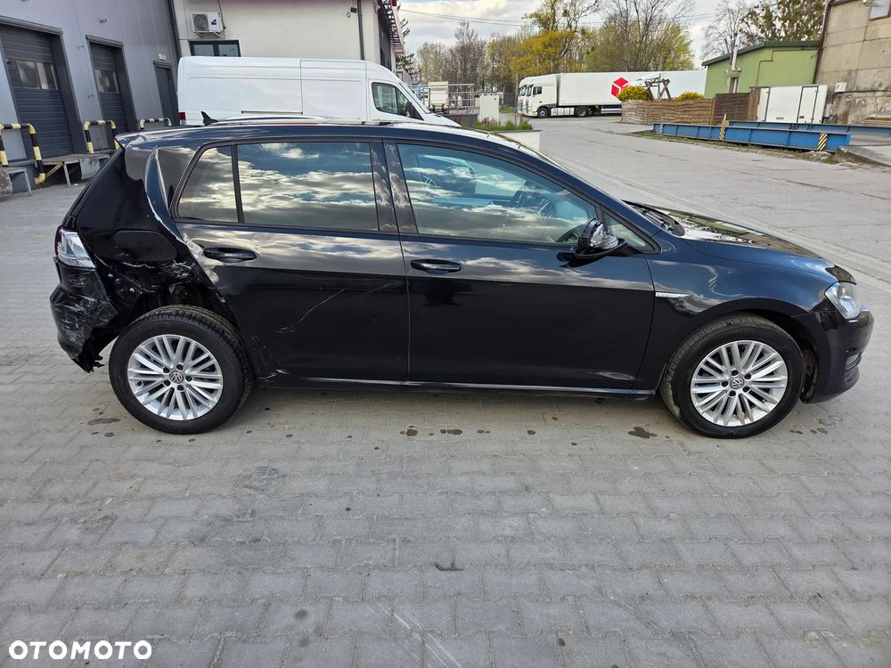 Volkswagen Golf 1.2 TSI BlueMotion Technology DSG Cup - 6