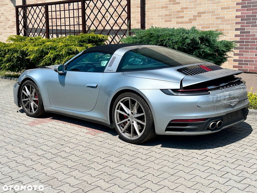 Porsche 911 Carrera 4S PDK - 15