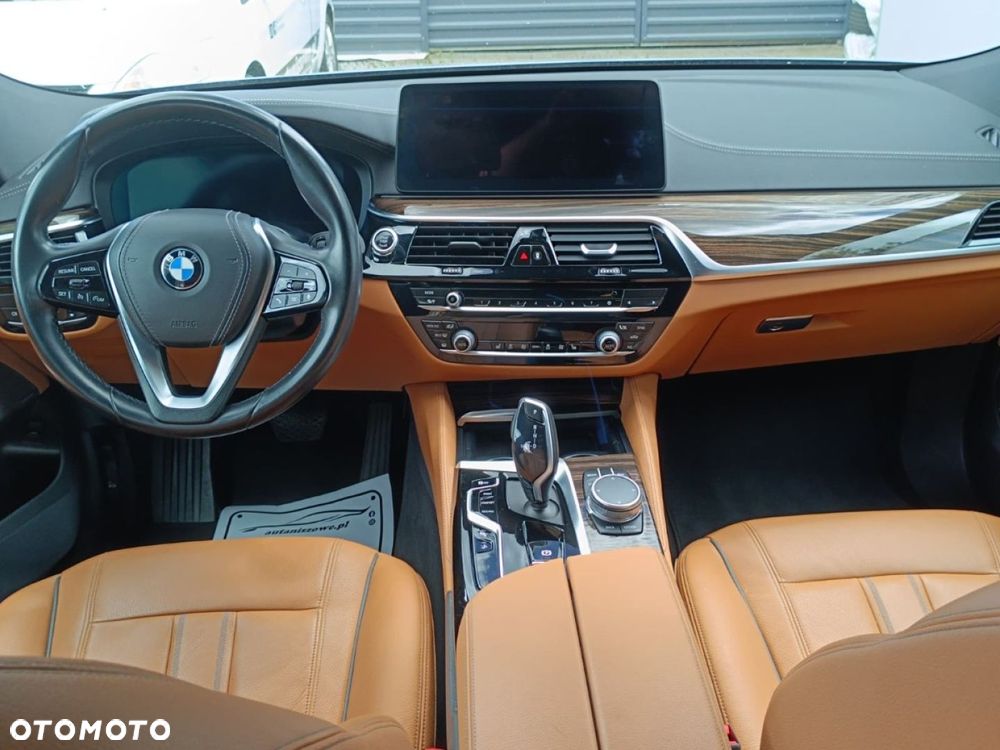 BMW 6GT - 22
