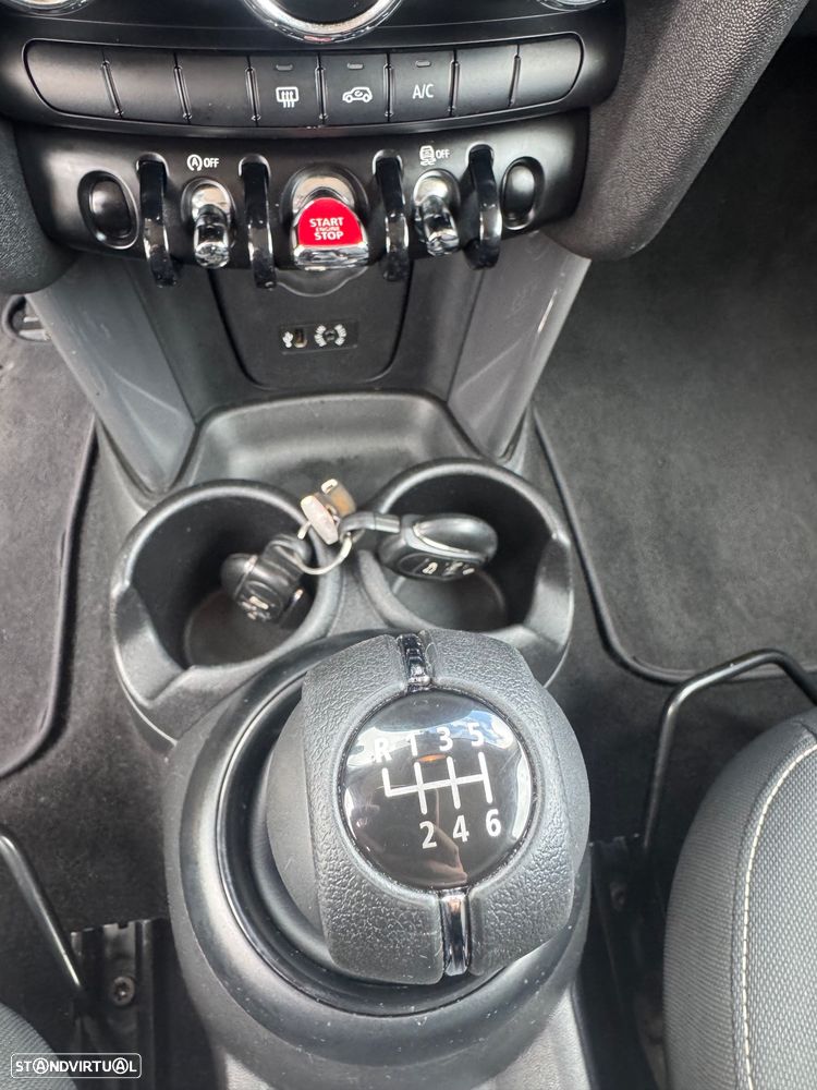 MINI 3 Portas One D Metropolitan - 11