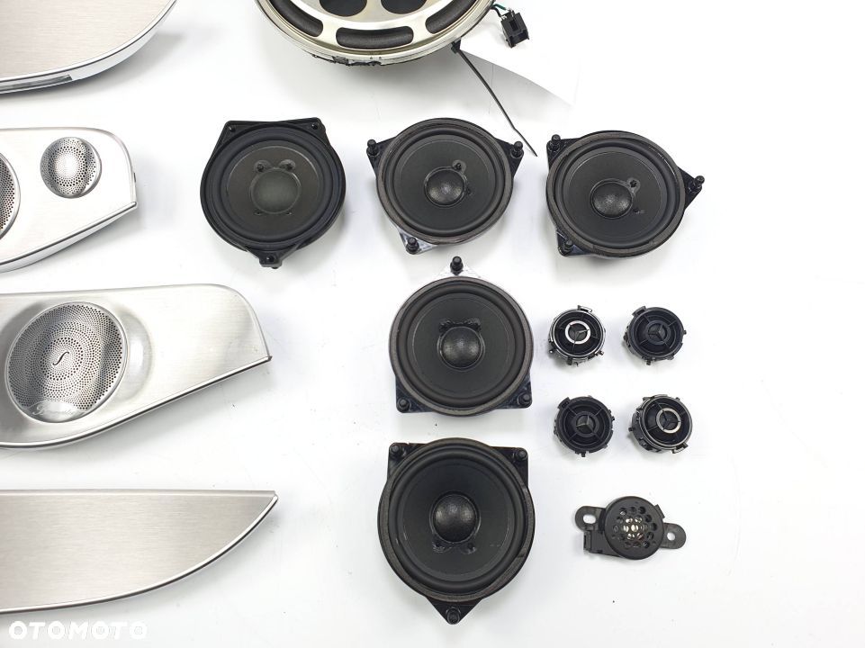 GŁOŚNIKI ZESTAW MERCEDES C W205 4MATIC BURMESTER - 7