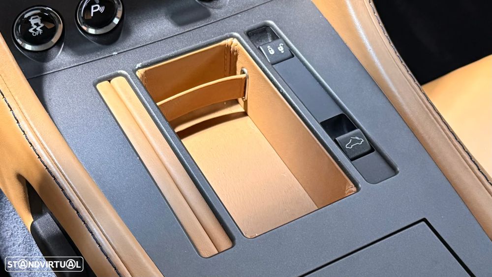 Aston Martin Vantage Roadster V8 Sportshift - 28