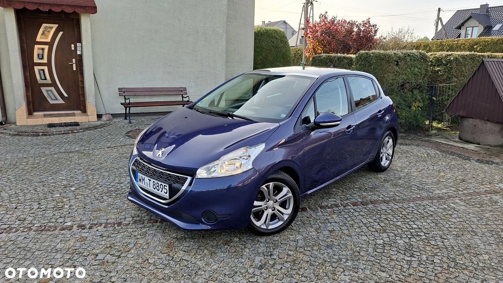 Peugeot 208 1.2 PureTech Allure - 1