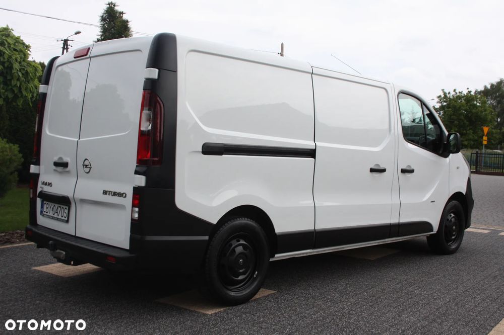 Opel Vivaro - 4