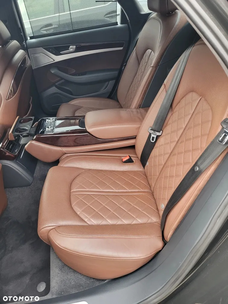 Audi A8 4.0 TFSI Quattro - 11