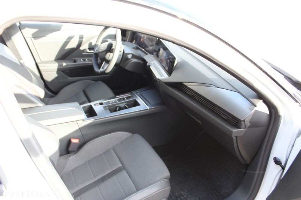 Opel Astra - 18