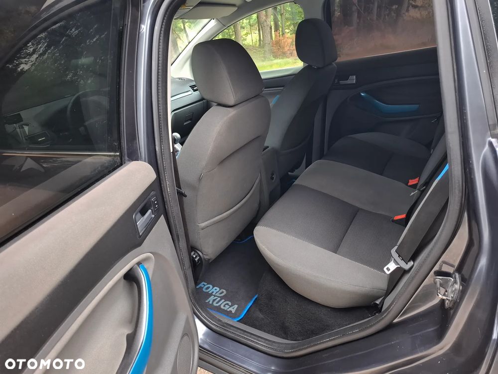 Ford Kuga - 6