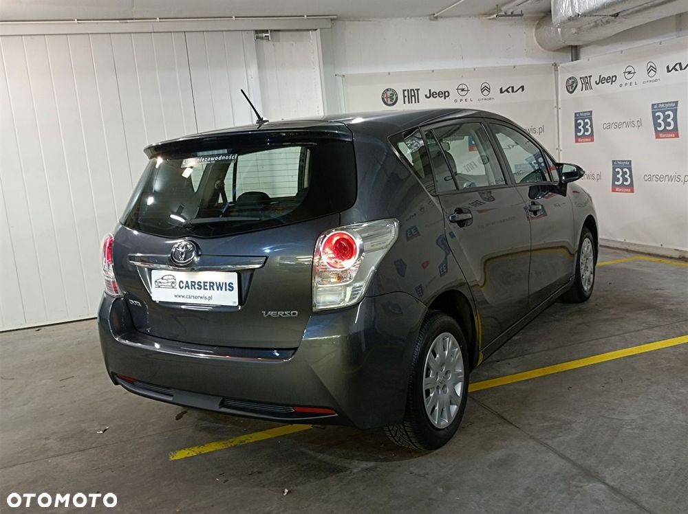 Toyota Verso - 9