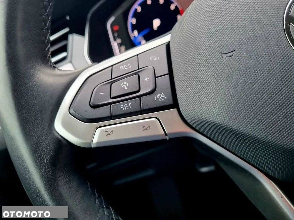 Volkswagen Passat Variant 1.5 TSI OPF DSG Business - 18