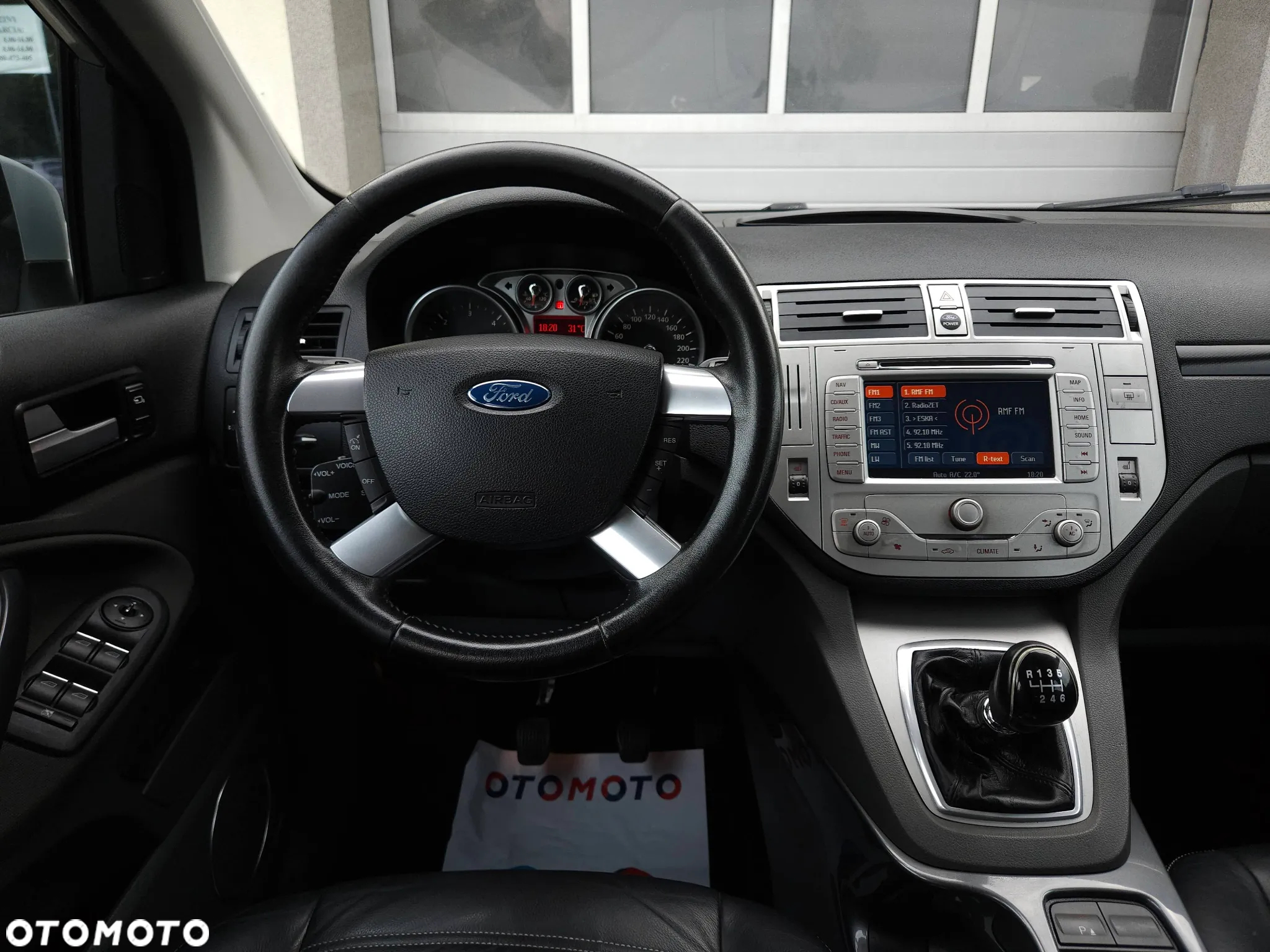 Ford Kuga 2.0 TDCi 4x4 Titanium - 25