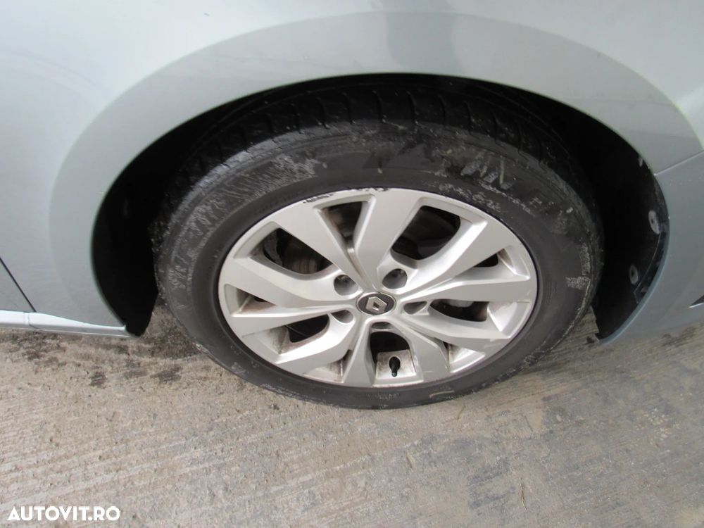 Renault Megane BLUE dCi 115 BUSINESS EDITION - 6