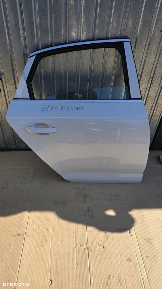 drzwi prawy tyl sedan audi a4 b9 8w ls9r kompletne - 1