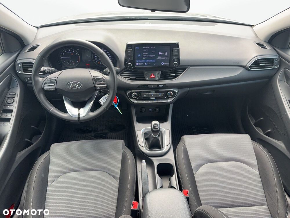 Hyundai i30 - 21